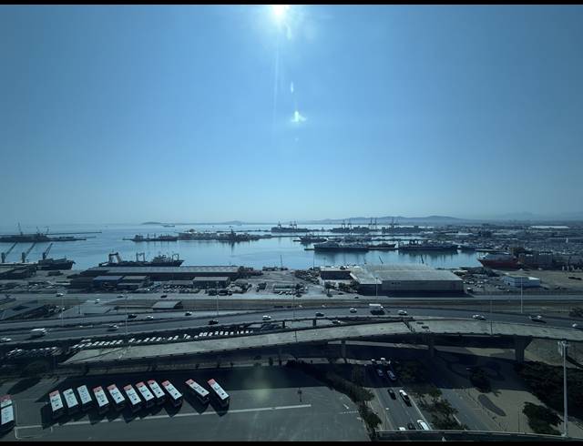 8,380M² OFFICE TO LET IN FORESHORE